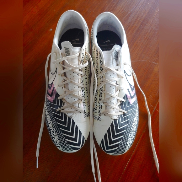 Nike Mercurial Superfly 7 Men's Soccer Cleats - Picture 2 of 4